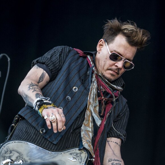 Johnny Depp - Concert des "Hollywood Vampires" au parc d'attractions "Gröna Lund" à Stockholm en Suède le 30 mai 2016.
