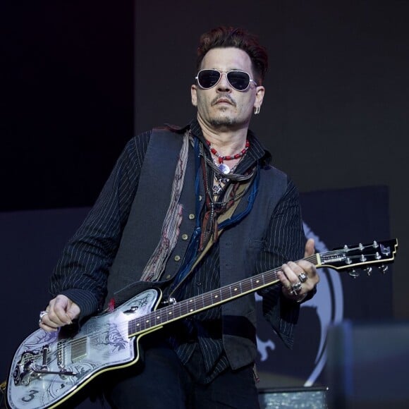 Johnny Depp en concert avec son groupe les "Hollywood Vampires", dans l'ancienne prison Faengslet à Hornsens, Danemark. Le 1er juin 2016.