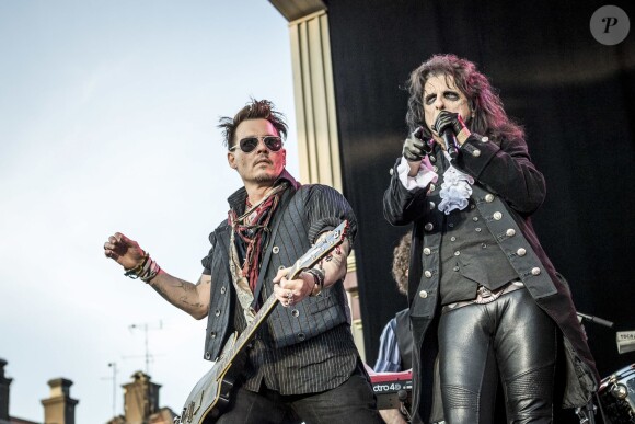 Johnny Depp, Alice Cooper - Concert des "Hollywood Vampires" au parc d'attractions "Gröna Lund" à Stockholm en Suède le 30 mai 2016.