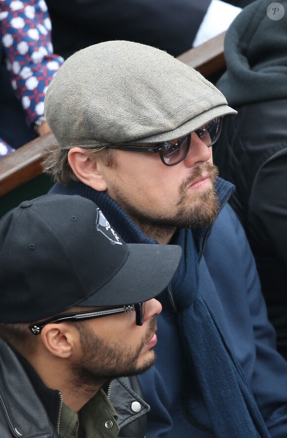 Leonardo DiCaprio et des amis dans les tribunes de la finale homme des internationaux de France de Roland-Garros à Paris le 5 juin 2016. © Moreau-Jacovides / Bestimage