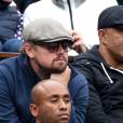 Leonardo DiCaprio et des amis dans les tribunes de la finale homme des internationaux de France de Roland-Garros à Paris le 5 juin 2016. © Moreau-Jacovides / Bestimage