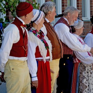 La princesse héritière Victoria et le prince Daniel de Suède présidaient une cérémonie de la citoyenneté le 6 juin 2016 à Nacka, dans la banlieue de Stockholm, à l'occasion de la Fête nationale suédoise.