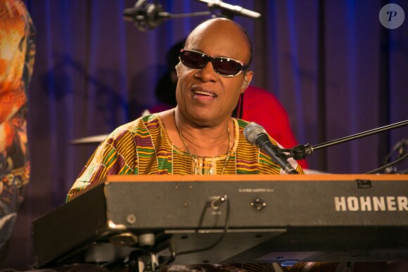 Stevie Wonder annonce sa tournée “Songs in the Key of Life" dans 11 villes nord-américaines à Los Angeles. Le 10 septembre 2014