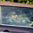 Ed Sheeran au volant de sa Mini Cooper avec sa petite amie Cherry Seaborn en route pour Sydney après un séjour à Central Coast dans l'État australien de Nouvelle-Galles du Sud, le 23 mai 2016