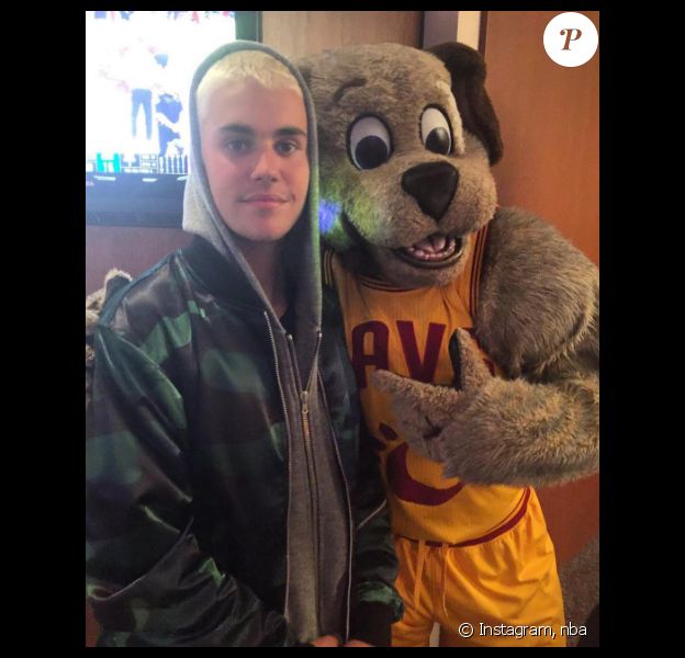 Justin Bieber assiste à un match de la NBA. Photo publiée sur Instagram, le 9 juin 2016