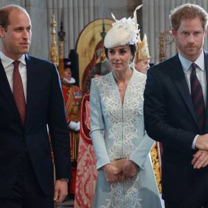 Le prince William, Kate Middleton, duchesse de Cambridge, et le prince Harry à la messe en la cathédrale Saint-Paul de Londres pour le 90e anniversaire de la reine Elizabeth II, le 10 juin 2016.