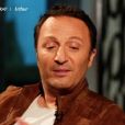 Arthur revient sur sa rencontre avec Mareva Galanter sur le plateau de "Panique dans l'oreillette" dans une interview accordée à Nikos Aliagas pour "50 mn inside" le 11 juin 2016.