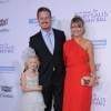 Rebecca Gayheart avec son mari Eric Dane et leur fille arrivent au 15ème "Chrysalis Butterfly Ball" à Brentwood, Los Angeles. Le 11 juin 2016.
