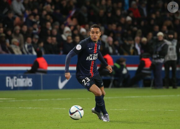 Gregory van der Wiel - Match PSG-Troyes au Parc des Princes à Paris, le 28 novembre 2015.