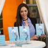 Nabilla Benattia dédicace son livre "Trop Vite" à la librairie Filigranes, à Bruxelles en Belgique. Elle était accompagnée par Thomas Vergara le 13 juin 2016.