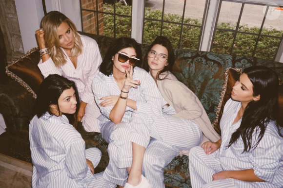 Les soeurs Kardashian-Jenner à la baby-shower de Kim Kardashian. Photo publiée le 26 octobre 2015.