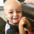 Criss Angel a publié une photo de son fils Johnny, atteint d'une leucémie, sur sa page Instagram en avril 2016