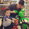 Criss Angel a publié une photo de lui avec son fils Johnny, atteint d'une leucémie, sur sa page Instagram en Février 2016