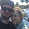 Beatrice Marin et son chéri. Photo publiée sur le compte instagram de son mari, le tatoueur Alex Peyrat.