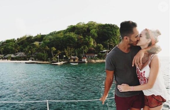Alexa Vega et son mari Carlos Pena, sur Instagram, juin 2016