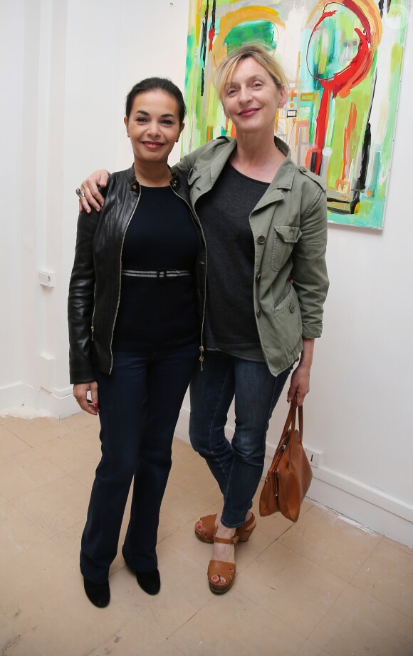 Exclusif - Saïda Jawad et Sophie Mounicot - Vernissage de l'artiste peintre Caroline Faindt à la galerie "Le 18 bis" à Paris le 14 Juin 2016. © Marc Ausset-Lacroix / Bestimage