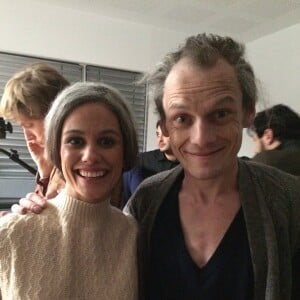 Des photos inédites sur le tournage de Porto Mon Amour avec Lucie Lucas et Anton Yelchin complices.