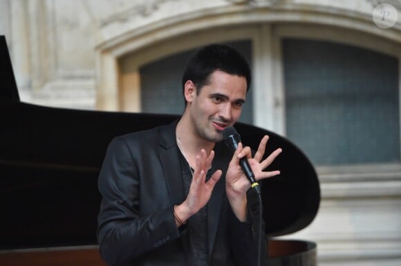 Yoann Fréget (qui se fait désormais appeler Yoann FreeJay) - Concert dans la cour du 8ème arrondissement à l'occasion de la 35e édition de la Fête de la Musique à Paris, le 21 juin 2016.