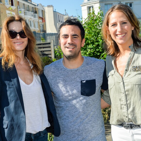 Carla Bruni-Sarkozy, Alex Goude et Maud Fontenoy - Présentation du programme pédagogiques de la Fondation Maud Fontenoy à l'école Gustave Rouanet à Paris, le 22 juin 2016. ©Veeren/Bestimage