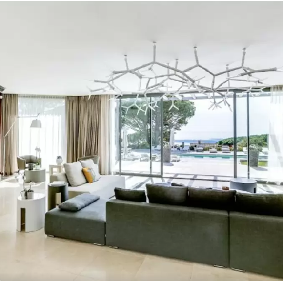 La villa cannoise louée par Gwyneth Paltrow via Airbnb pendant son séjour pour les Cannes Lions 2016. Il en coûte 8787 euros par nuitée.