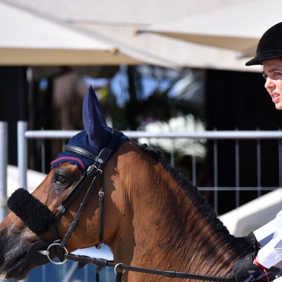 Charlotte Casiraghi monte lors du Jumping international de Monte-Carlo le 24 juin 2016. © Bruno Bébert / Bestimage