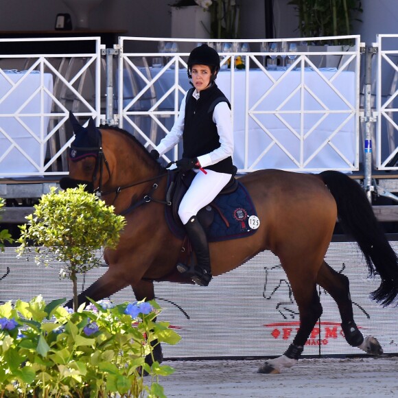 Charlotte Casiraghi monte lors du Jumping international de Monte-Carlo le 24 juin 2016. © Bruno Bébert / Bestimage