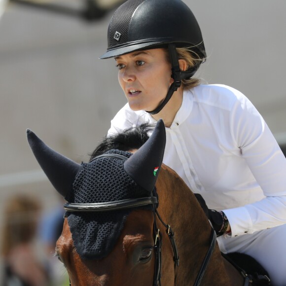 Marta Ortega en compétition lors du Longines Global Champion Tour dans le cadre du Jumping international de Monte-Carlo, le 25 juin 2016. © Bruno Bebert/Pool Monaco/Bestimage  Marta Ortega Perez competes at the Longines Global Champions Tour of Monaco, on June 25th 2016.25/06/2016 - Monte-Carlo
