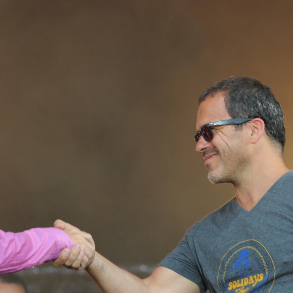 Bill Gates et Luc Barruet au festival Solidays, à l'hippodrome de Longchamp. Paris, le 26 juin 2016. © Lise Tuillier/Bestimage