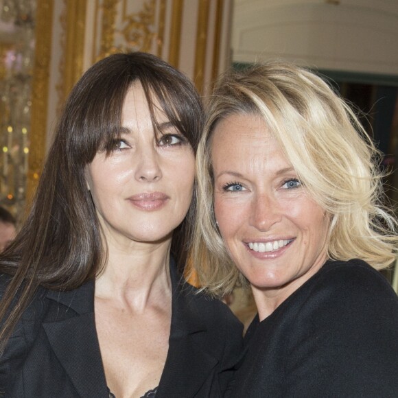 Monica Bellucci et Estelle Lefébure - Déjeuner Swaroski et United Nations Foundation pour "l'international women's day" à l'ambassade des Etats-Unis à Paris le 3 mars 2016.
