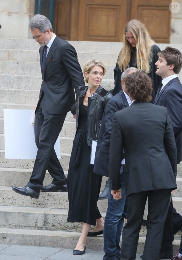 Julie Andrieu et son mari Stéphane Delajoux - Obsèques de Nicole Courcel en l'église Saint-Roch à Paris le 30 juin 2016.