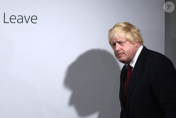 Boris Johnson lors d'une conférence de presse après les résultats du référendum donnant le Brexit gagnant au siège du Brexit dans le quartier de Westminster à Londres, 24 juin 2016