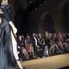 Défilé Atelier Versace (collection haute couture automne-hiver 2016-2017) au Palais Brongniart. Paris, le 3 juillet 2016.