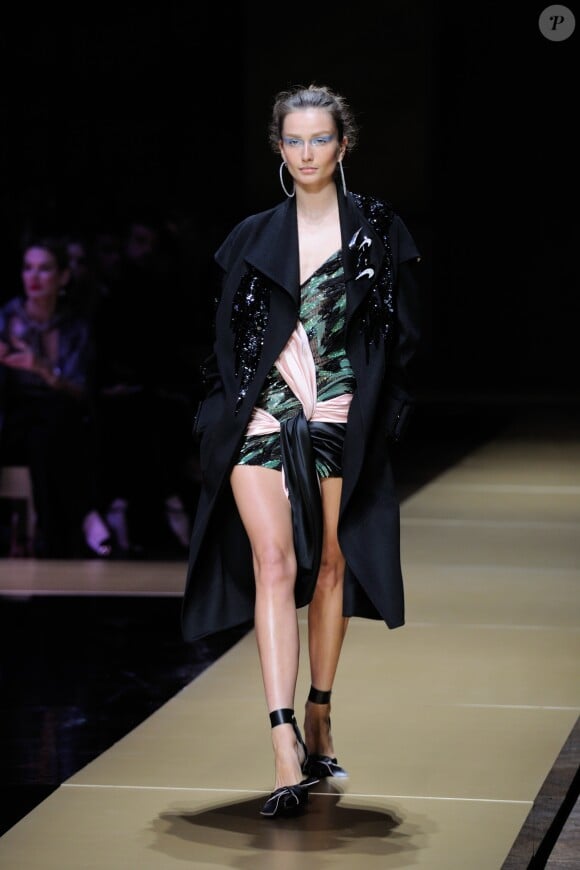 Défilé Atelier Versace (collection haute couture automne-hiver 2016-2017) au Palais Brongniart. Paris, le 3 juillet 2016.