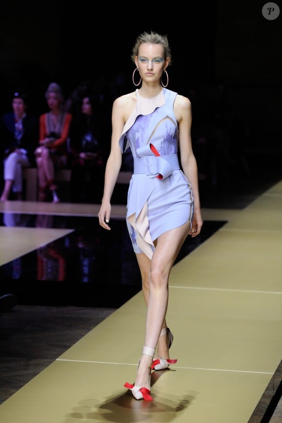 Défilé Atelier Versace (collection haute couture automne-hiver 2016-2017) au Palais Brongniart. Paris, le 3 juillet 2016.