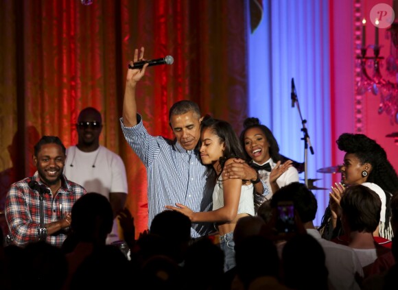 Le président des Etats-Unis Barack Obama célèbre l'anniversaire de sa fille Malia (18 ans) et la date commémorative de l'indépendance du pays lors d'une cérémonie à la Maison Blanche, le 4 juillet 2016 à Washington. La chanteuse Janelle Monáe et le rappeur Kendrick Lamar ont donné un concert pour l'occasion.