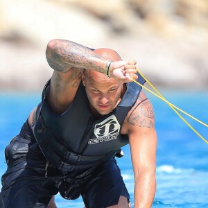 Melanie Brown (Mel B) et son mari Stephen Belafonte en vacances sur un yacht avec des amis à Ibiza le 3 juillet 2016.