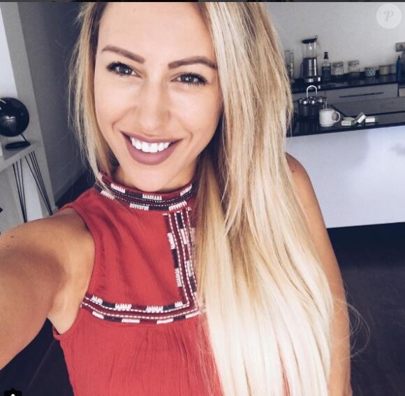 Caroline (Beauté Active) souriante sur Instagram