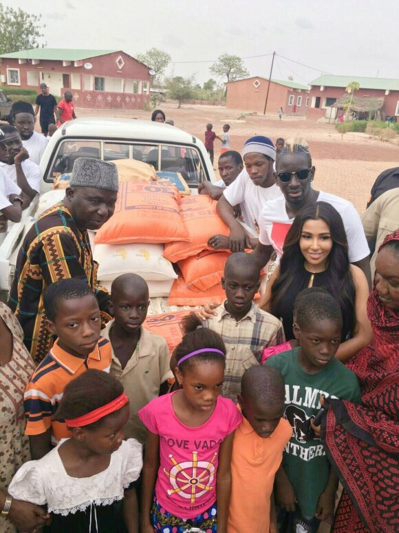 Mamadou et Majda Sakho en voyage humanitaire avec leur fondation AMSAK, début juillet 2016