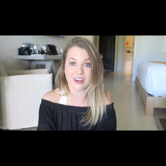 EnjoyPhoenix émue : Elle annonce la sortie de son deuxième livre