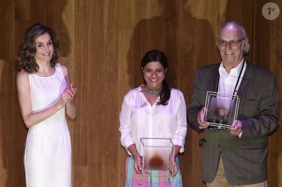 La reine Letizia d'Espagne remettait le 12 juillet 2016 le prix de la Fondation Espagne-Inde à Madrid.