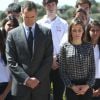 Le roi Felipe VI et la reine Letizia d'Espagne observant une minute de silence au lendemain de l'attentat de Nice lors de la réception, le 15 juillet 2016 au palais de la Zarzuela à Madrid, des participants du programme de bourses universitaires Becas Europa.
