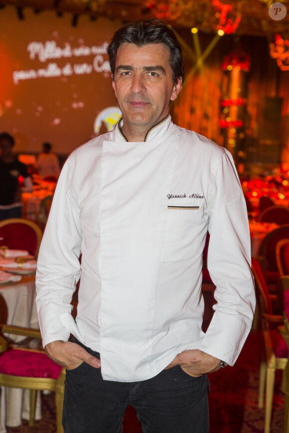 Yannick Alléno - Dîner de gala "Mille et Une Nuits pour Mille et Un Coeurs", organisé par Dominique Ouattara dans le cadre de sa fondation "Children of Africa", qui vient en aide aux enfants d'Afrique, dans les secteurs de la santé, de l'éducation, le social et les centres subventionnés, à Abidjan. Le 11 mars 2016