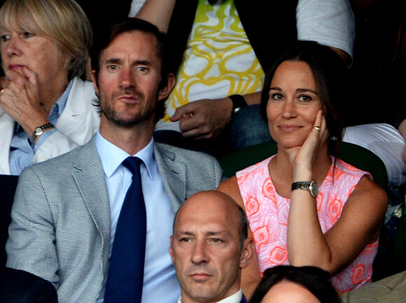 Pippa Middleton et James Matthews à Wimbledon le 6 juillet 2016. Le 17 du même mois, le couple s'est fiancé à Lake District.