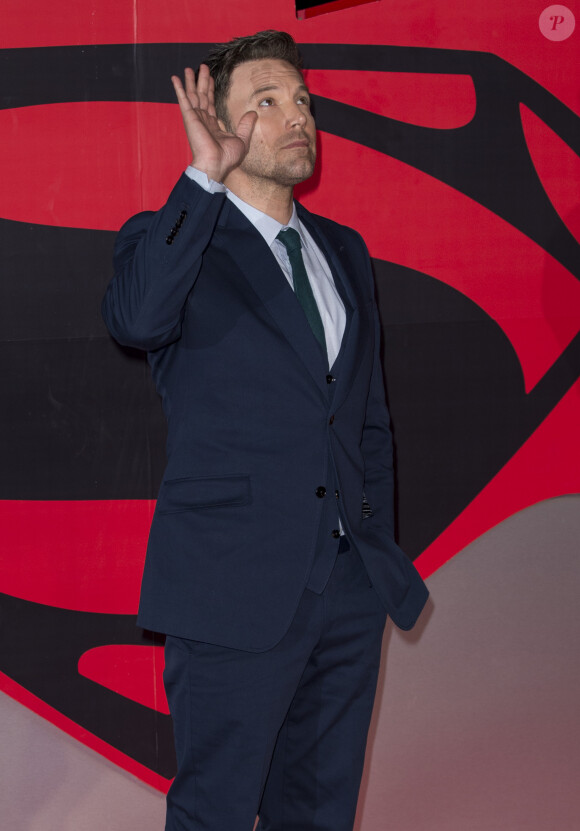 Ben Affleck lors de la première européenne du film "Batman V Superman : L'Aube de la Justice" au Odeon Cinema, Leicester Square à Londres, le 22 mars 2016.
