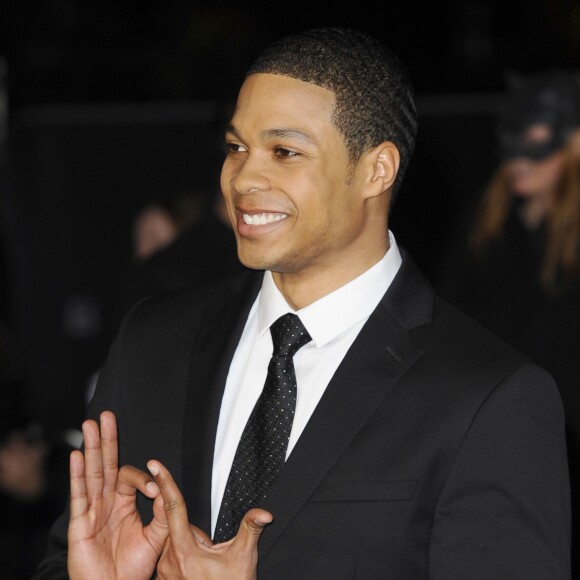 Ray Fisher lors de la première européenne du film "Batman V Superman : L'Aube de la Justice" au Odeon Cinema, Leicester Square à Londres, le 22 mars 2016.