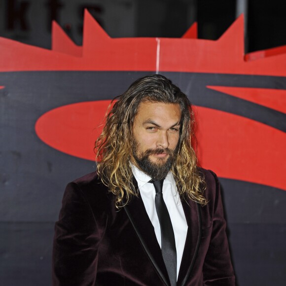 Jason Momoa lors de la première européenne du film "Batman V Superman : L'Aube de la Justice" au Odeon Cinema, Leicester Square à Londres, le 22 mars 2016.