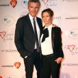 Denis Brogniart et sa femme Hortense - Personnalités au gala "Par Coeur" pour les 10 ans de l'association "Cekedubonheur" au pavillon d'Armenonville à Paris. Le 24 septembre 2015