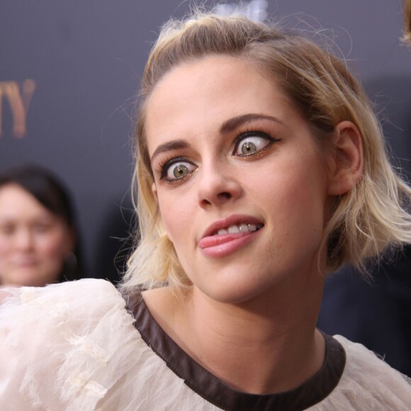 Kristen Stewart à la première de 'Cafe Society' au Cinema Society à New York, le 13 juillet 2016