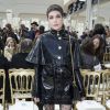 La chanteuse Halsey (Ashley Nicolette Frangipane) au défilé de mode Chanel collection prêt-à-porter Automne Hiver 2016/2017 au Grand Palais, lors de la fashion week à Paris, le 8 mars 2016. © Olivier Borde/Bestimage