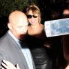 Mariah Carey quitte le restaurant Mr Chow sous les flashes des paparazzi à Los Angeles le 2 août 2016. © CPA / Bestimage